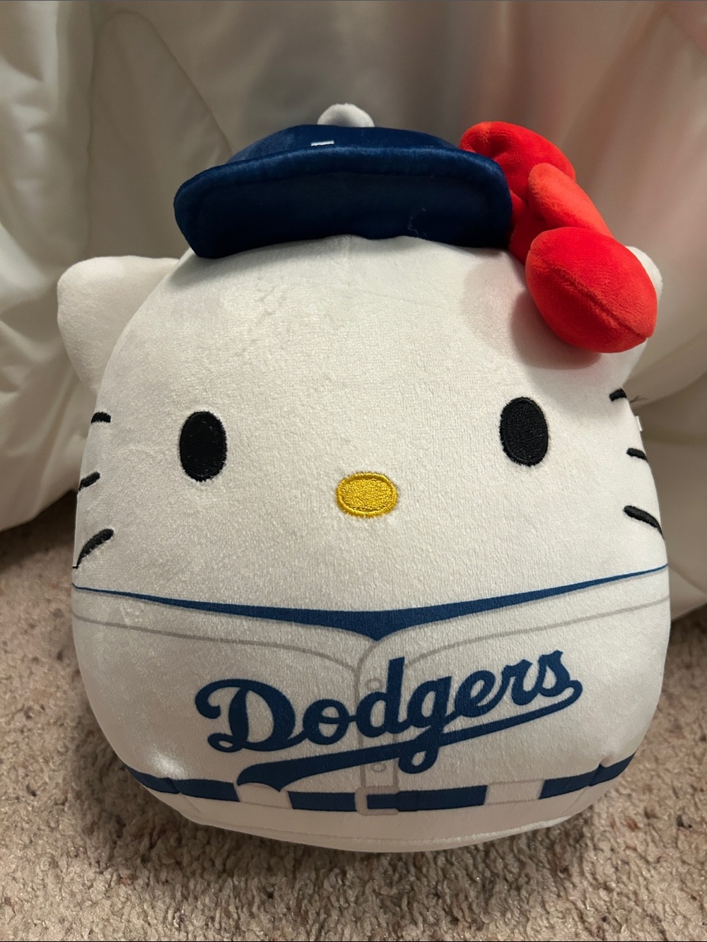 β¨ππ€βΎοΈ Hello Kitty Dodgers Squish Mallow ππ€βΎοΈβ¨